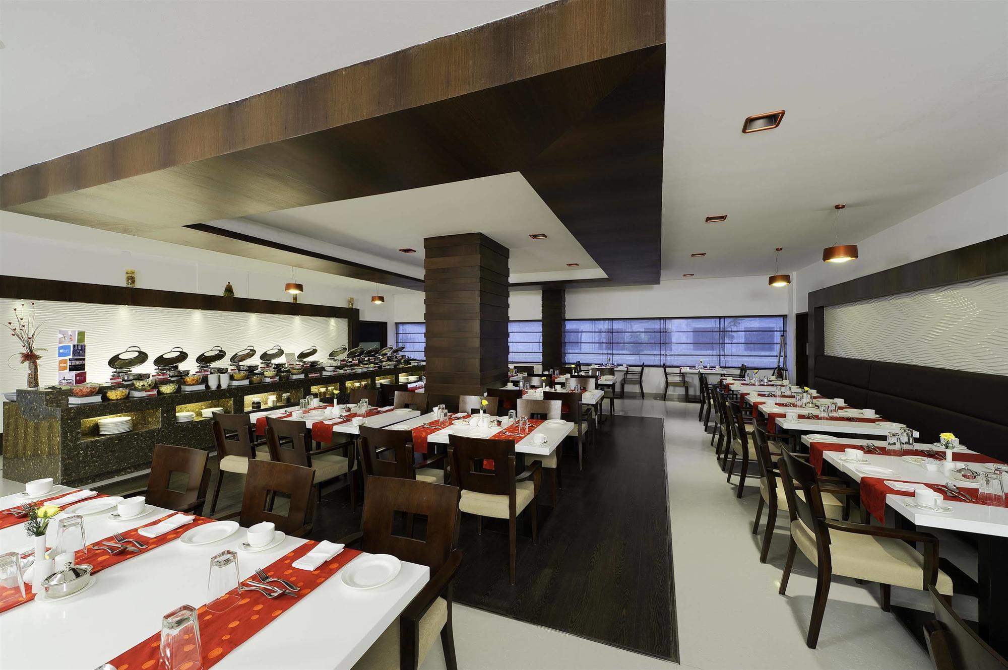 Aloft Coimbatore Singanallur מראה חיצוני תמונה